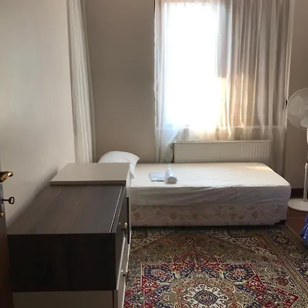 Проживание в семье Sengul Villa